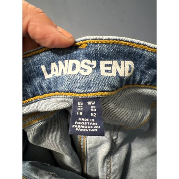 Lands End Womens Denim Capri Jeans Size 18W Relaxed Fit Mid Rise Stretch - Picture 15 of 16